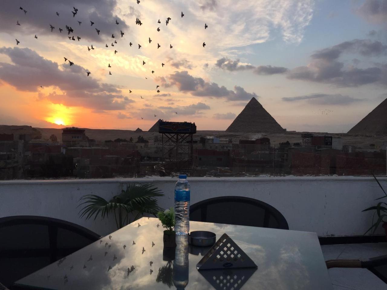 Eagles Pyramids View Ξενοδοχείο Kafret el-Gabal Εξωτερικό φωτογραφία