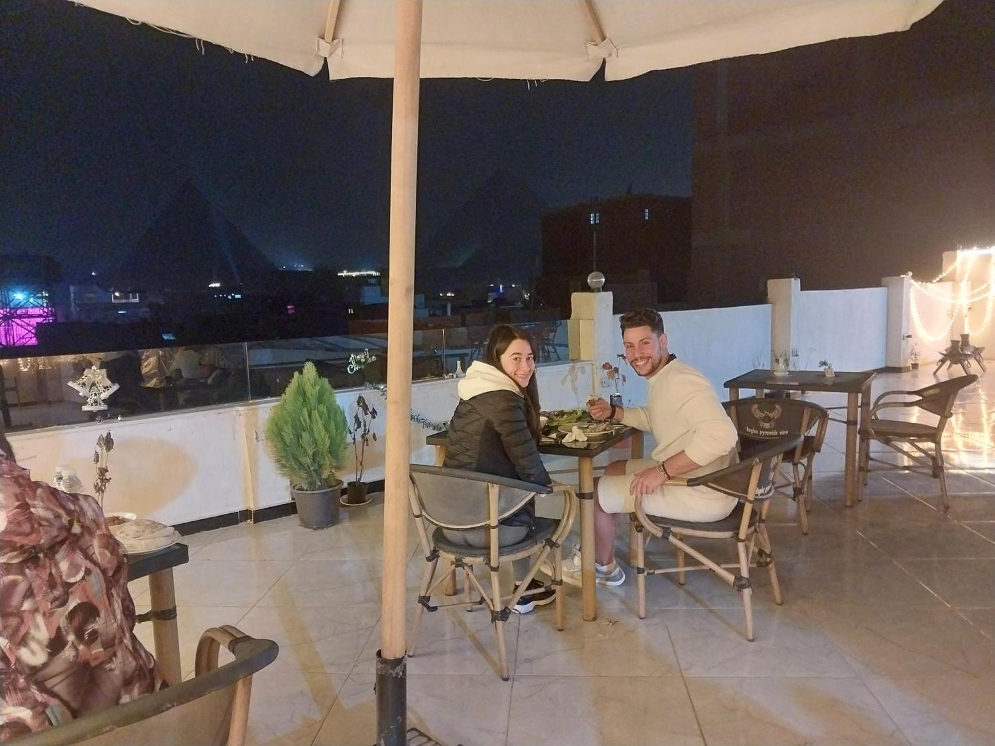 Eagles Pyramids View Ξενοδοχείο Kafret el-Gabal Εξωτερικό φωτογραφία